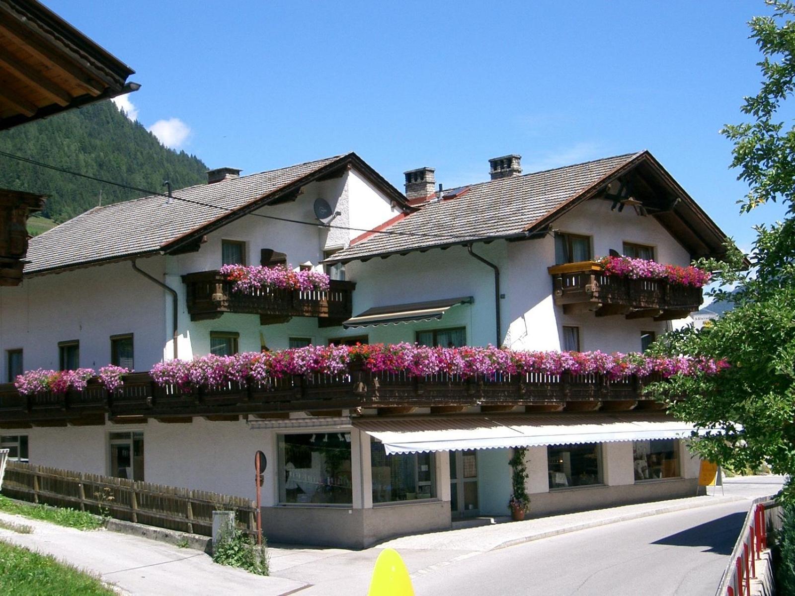 Pension Alpina Neustift Neustift im Stubaital Ngoại thất bức ảnh